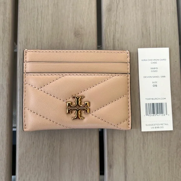 ☆☆Tory Burch☆☆ 24FW Kira Chevron Card Wallet Devon Sand Amazon.com: Tory Burch Women's Kira Chevron Card Case, Devon